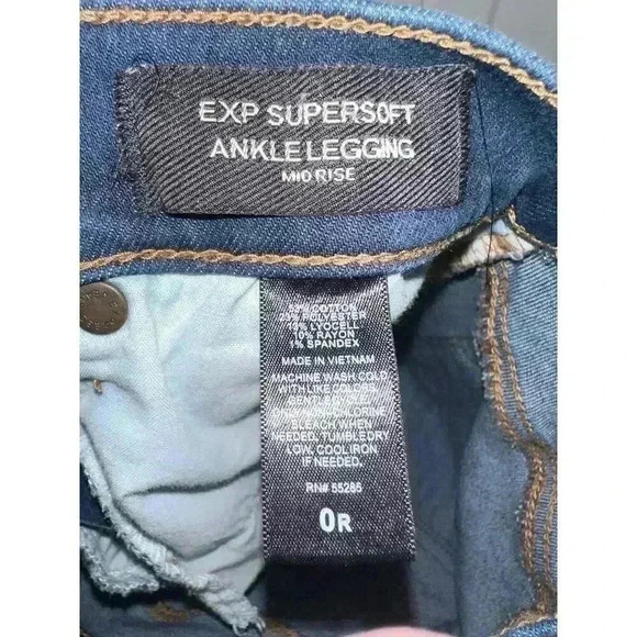 Express Midrise Super Soft Ankle Legging - Picture 7 of 7